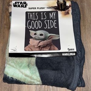 Baby Yoda Plush Throw Blanket